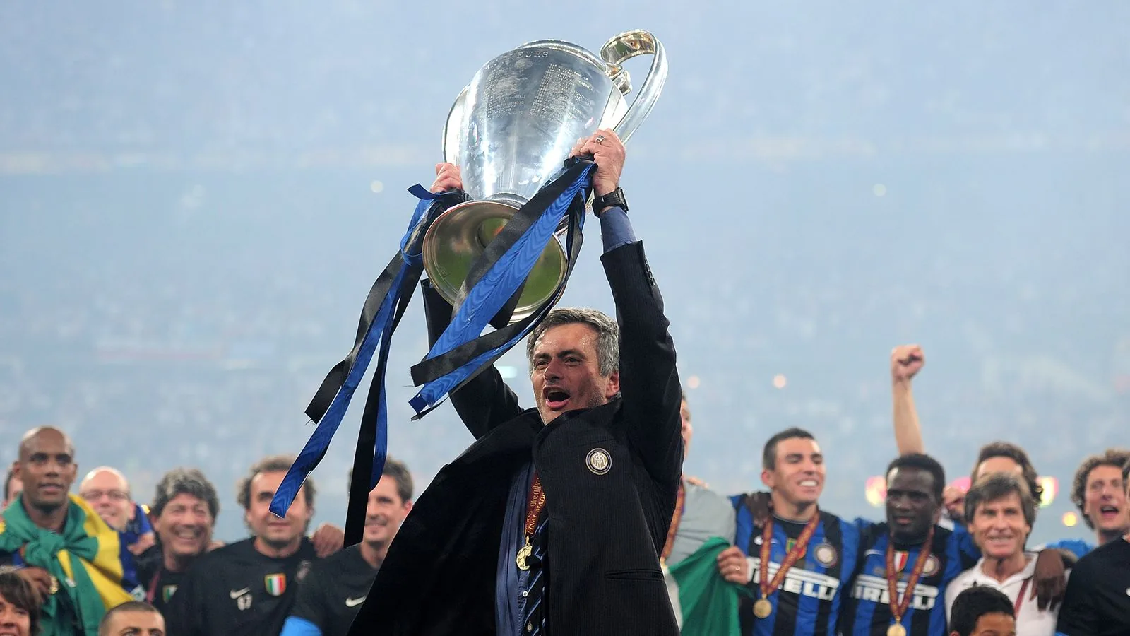 José Mourinho lifting the Champions League trophy with Inter in 2010